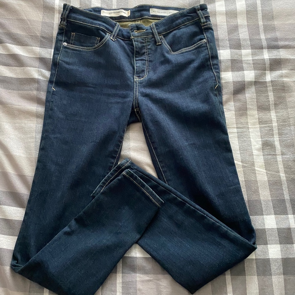 PILCRO Dark Wash Jeans Mid-rise